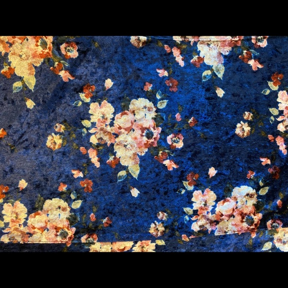 Cherry Blossom Cardigan - Picture 2 of 2